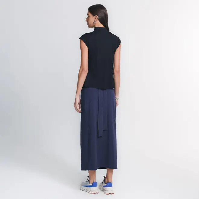 Blusa Gola Alta High Neck
