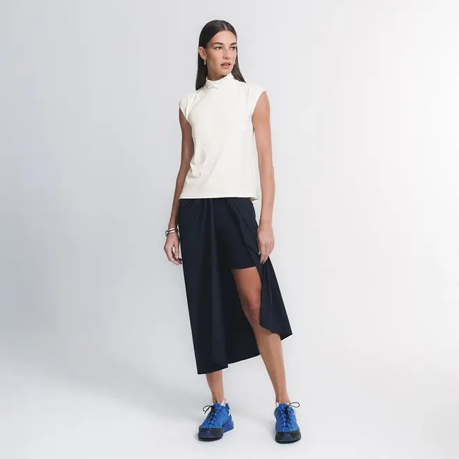 Blusa Gola Alta High Neck