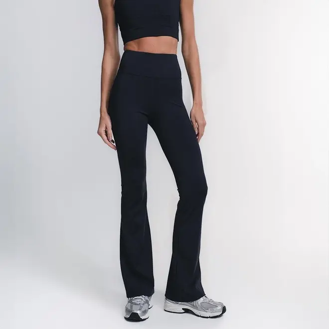Calça Flare In Skin
