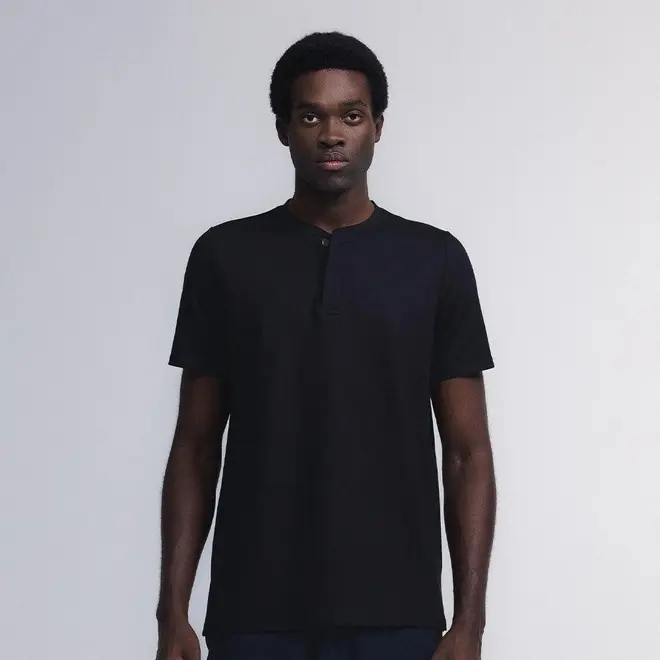 Camiseta Gola com Botões Game Changer